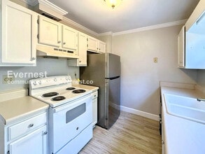 713 Carr Ave in Birmingham, AL - Foto de edificio - Building Photo