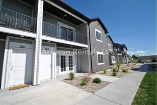 1557 North 110 in Logan, UT - Building Photo