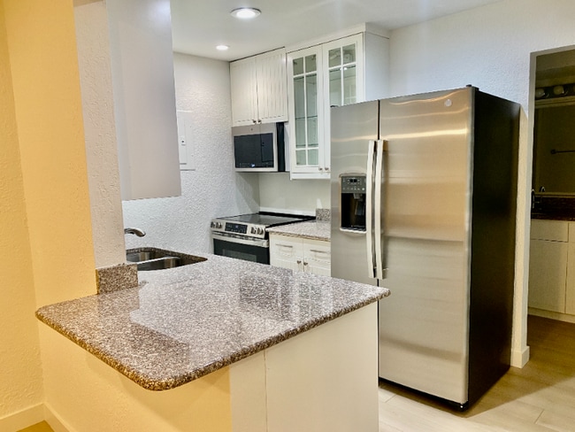 2227 Canyon Blvd in Boulder, CO - Building Photo - Building Photo