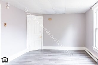 109 S State St in Kendallville, IN - Building Photo - Building Photo