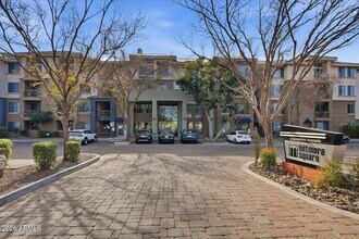 1701 E Colter St, Unit 333 in Phoenix, AZ - Building Photo - Building Photo