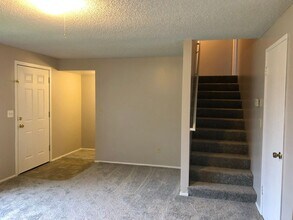 1500 Coffey Ln in Newberg, OR - Building Photo - Building Photo