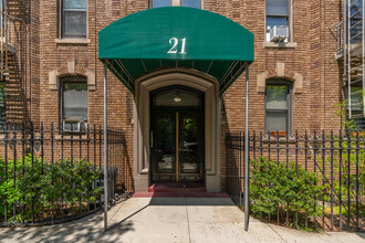 21 Butler Pl in Brooklyn, NY - Foto de edificio - Building Photo