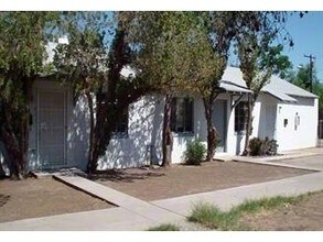 939 E Turney Ave in Phoenix, AZ - Building Photo - Building Photo