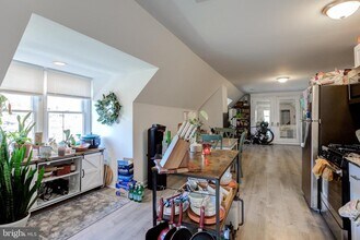 4001 Cresson St in Philadelphia, PA - Building Photo - Building Photo