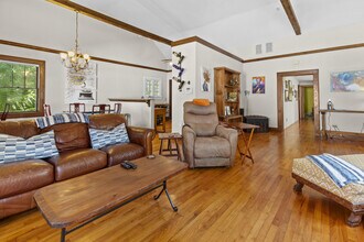 204 NE 3rd Ave in Gainesville, FL - Building Photo - Building Photo