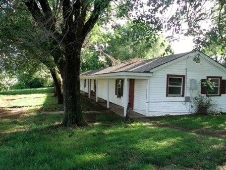 1150 S West Bypass in Springfield, MO - Building Photo - Building Photo