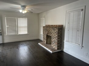 2504 22nd St in Lubbock, TX - Building Photo - Building Photo