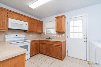 1610 Indian Trail in Harker Heights, TX - Building Photo - Building Photo