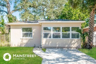 2227 17th Ave S in St. Petersburg, FL - Building Photo
