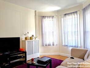 1131 Commonwealth Ave in Boston, MA - Building Photo - Building Photo