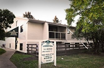 Evergreen Manor Apartments in Edmonton, AB - Building Photo - Primary Photo