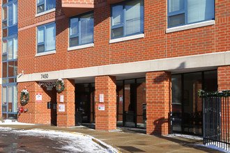 James Sneider Apartments in Chicago, IL - Foto de edificio - Building Photo