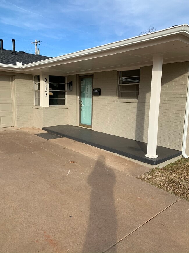 property at 217 E 30th St