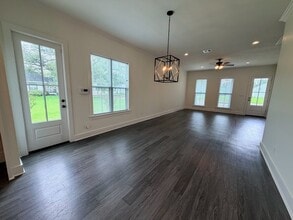 417 Kirkman St in Lake Charles, LA - Building Photo - Building Photo