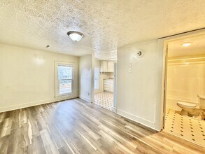 809 Rockport Rd in Janesville, WI - Foto de edificio - Building Photo