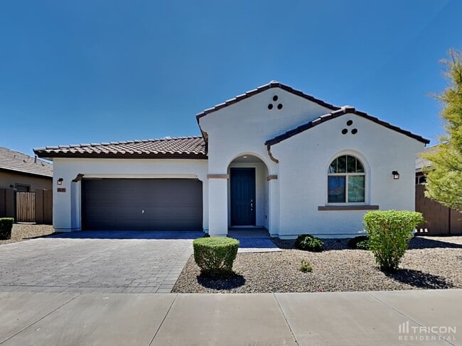 2619 E Danbury Rd in Phoenix, AZ - Building Photo - Building Photo