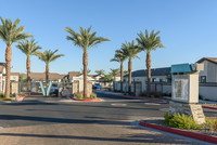 Village at Camelback Park in Phoenix, AZ - Foto de edificio - Building Photo