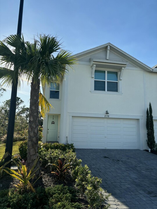 238 Osprey Preserve Blvd in Jensen Beach, FL - Building Photo