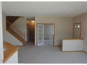 9012 Garland Ln N in Maple Grove, MN - Building Photo - Building Photo