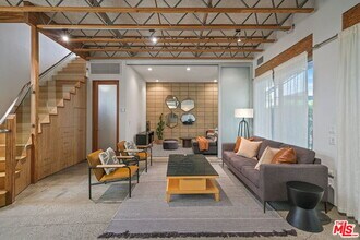 619 San Juan Ave-Unit -B in Los Angeles, CA - Building Photo - Building Photo