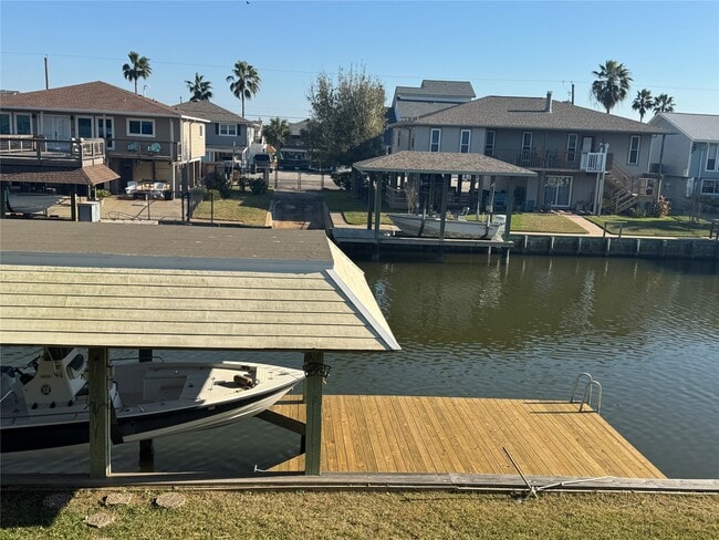 property at 539 Pompano St