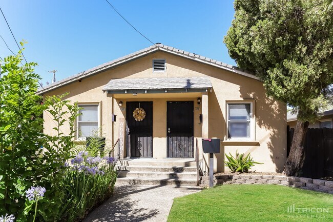 property at 536 Hawthorne St