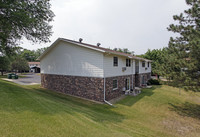 Hamilton Terrace Apartments in Janesville, WI - Foto de edificio - Building Photo