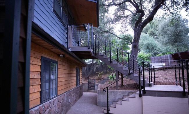 property at 6461 Pleasant Valley Rd