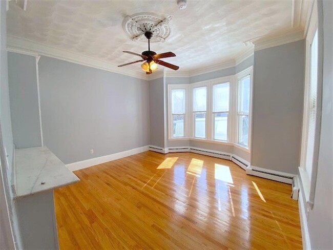 58 Vinal Ave, Unit 1