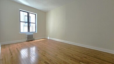 300 Fort Washington Ave in New York, NY - Building Photo - Building Photo