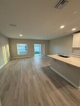 4236 Campsite Lp in Orlando, FL - Building Photo - Building Photo