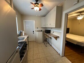 401 Dewitt St in Syracuse, NY - Building Photo - Building Photo