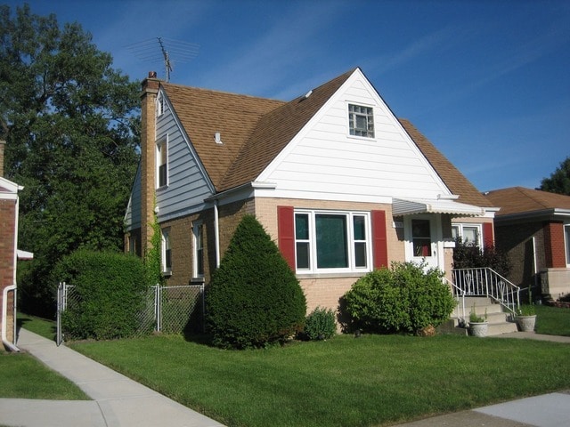 property at 7513 Kenton Ave