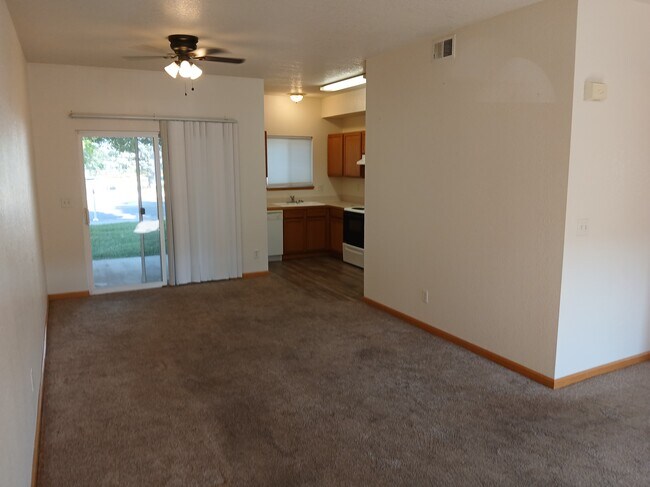 3550 W 24th St, Unit 1D in Greeley, CO - Foto de edificio - Building Photo