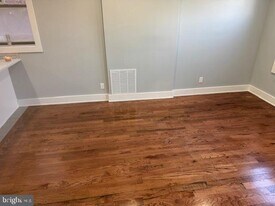 916 Fulton St in Chester, PA - Building Photo