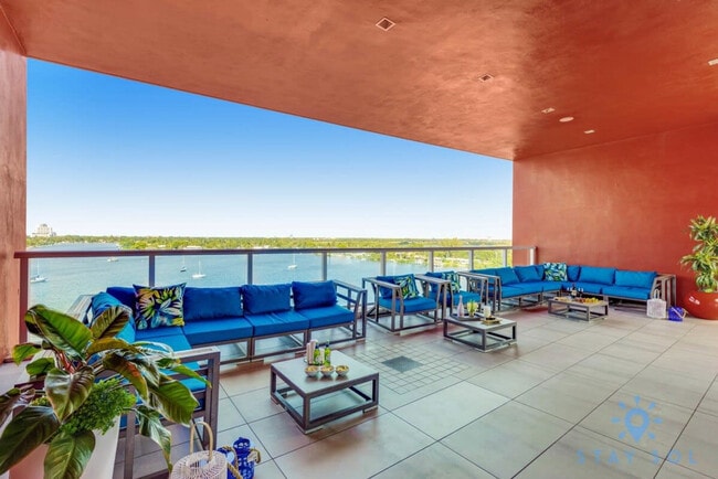 777 N Ocean Dr