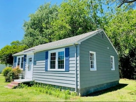33328 Rte 1201 in Painter, VA - Building Photo