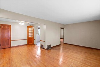 1167 Ashford Dr in St. Louis, MO - Building Photo - Building Photo