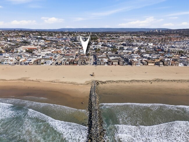 119 28th St in Newport Beach, CA - Building Photo - Building Photo
