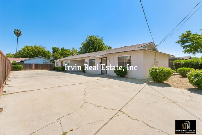 1834-1834 Rose Ave in Modesto, CA - Building Photo - Building Photo