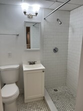 12 Myrtle St, Unit 11 myrtle street B in Boston, MA - Building Photo - Building Photo