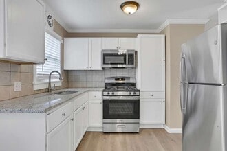 4087 Snapfinger Way in Decatur, GA - Building Photo - Building Photo