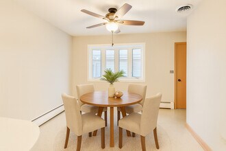 4900 Ridgewood Ave in Norridge, IL - Building Photo - Building Photo