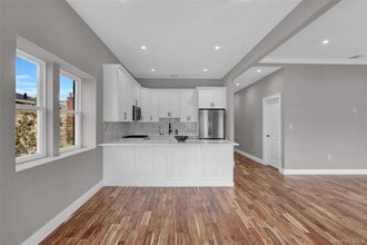 62 Clark St in Long Beach, NY - Building Photo - Building Photo