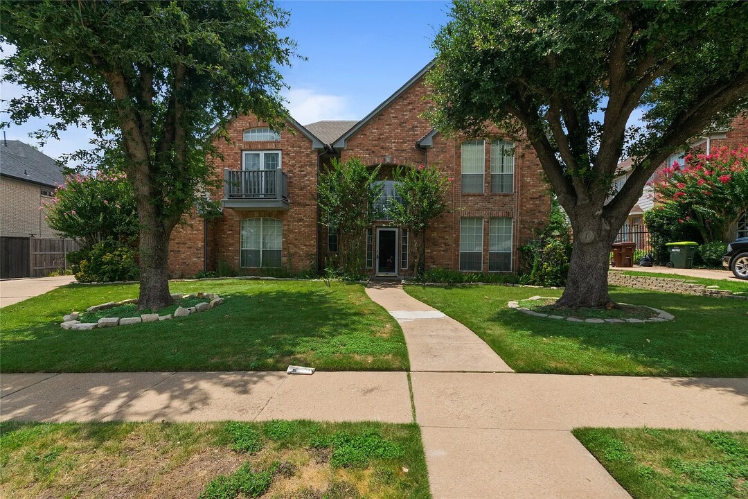 741 Forest Bend Dr in Plano, TX - Building Photo