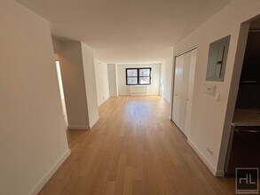 East 39th Street in New York, NY - Building Photo - Building Photo