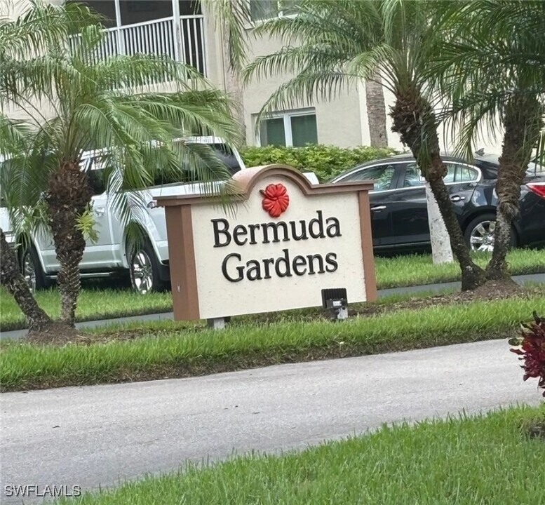 28730 Bermuda Bay Way in Bonita Springs, FL - Building Photo