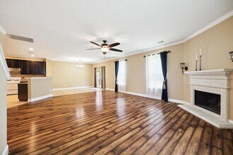 16018 Heights Harvest Ln in Cypress, TX - Building Photo - Building Photo