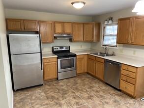 212 Sue Dr in Hummelstown, PA - Building Photo - Building Photo